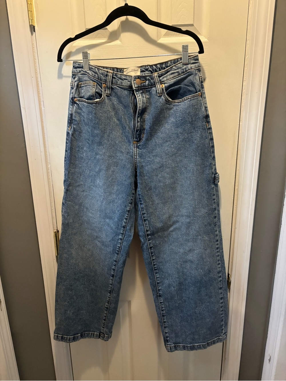 High-Waist Wide Leg Women’s Jeans - hammer loop